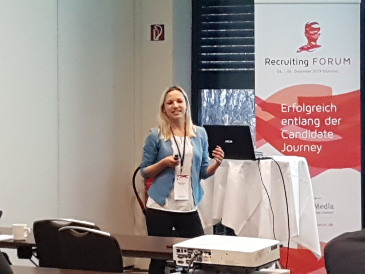 #rcf19 <a href="/hannah_sassnink/">Hannah Sassnink</a> berichtet über ihre Learnings mit dem Active Sourcing bei Bauer