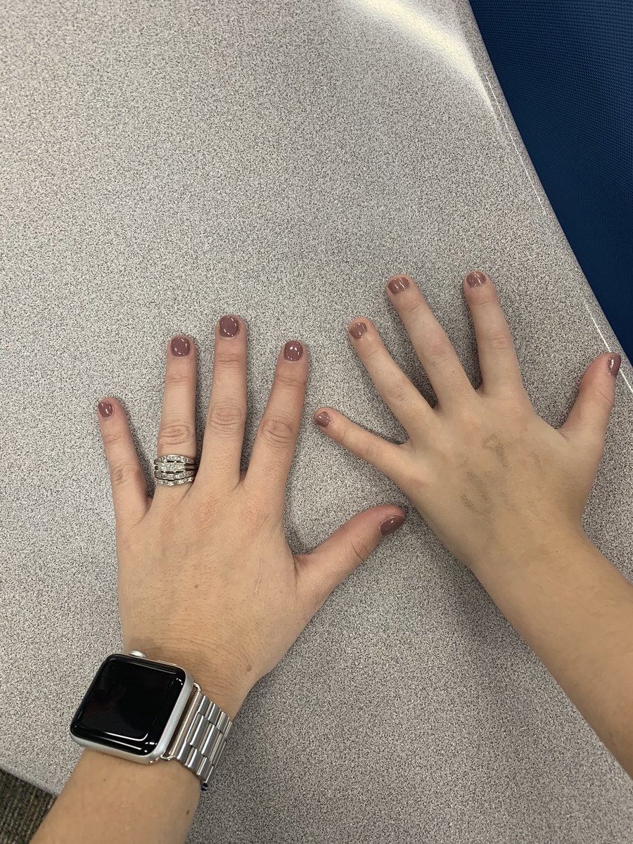 MrsSoares3rd's tweet photo. When your nails match your students!! #winning @BradleyCISD @MrsCucinotta3rd @SchmidMadison https://t.co/yKayZm76d2