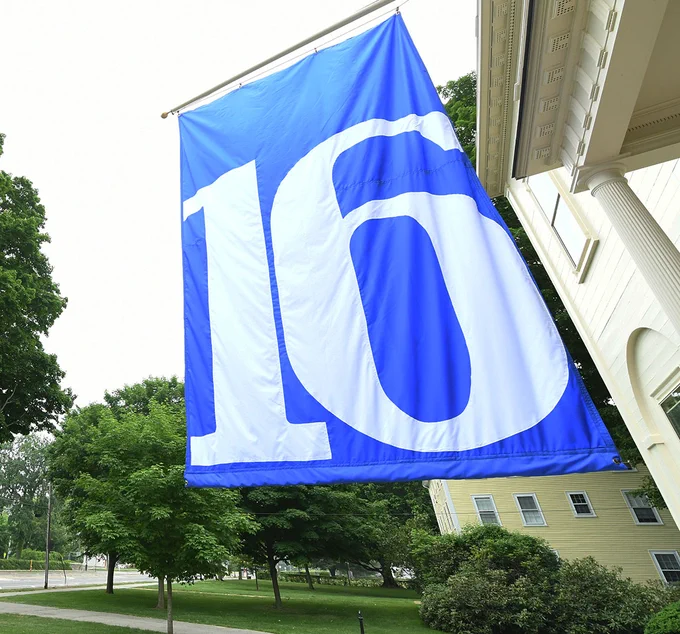 Phelps House "16" Flag
