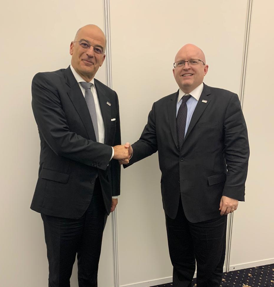 GreeceMFA's tweet photo. FM @NikosDendias meets w/ U.S. Acting A/S for European affairs Ph. T. Reeker on the margins of #OSCEMC19 in #Bratislava/ Συνάντηση ΥΠΕΞ Ν.Δένδια με εκτελούντα χρέη Βοηθού ΥΠΕΞ ΗΠΑ αρμόδιο για τις ευρωπαϊκές&amp; ευρασιατικές υποθέσεις Ph. Τ.Reeker σε περιθώριο Υπουργικής Συνόδου ΟΑΣΕ https://t.co/xDHxR68P5k