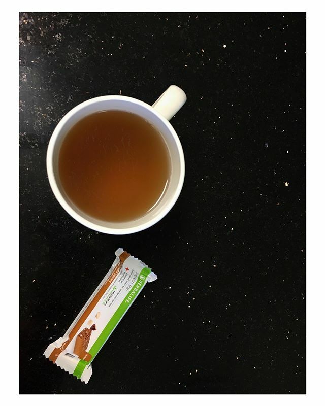 This is my every day morning drink before my shake. This burns calories, boosts metabolism and energy just by drinking. •Aloe
•Herbal Tea ·
·
·
·
·
#tea #herbalife #love #herbalifejakarta #teamo #herbalifemurah #teacup #herbalifemalang #teapot #herba… ift.tt/388hmTF