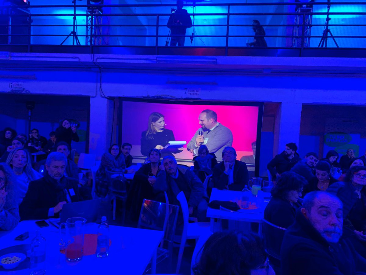 Arter_ER's tweet photo. #Prontiperilfuturo è il momento delle #startup. Enzo Castellaneta di #BUILTI racconta perchè dal Piemonte sono venuti a fare impresa in #EmiliaRomagna.
Builti ha partecipato recentemente al #BusinessMatch program in #SiliconValley
#ERSiliconValley πΊπΈ #dumbospace https://t.co/Kh5iaO2XBK