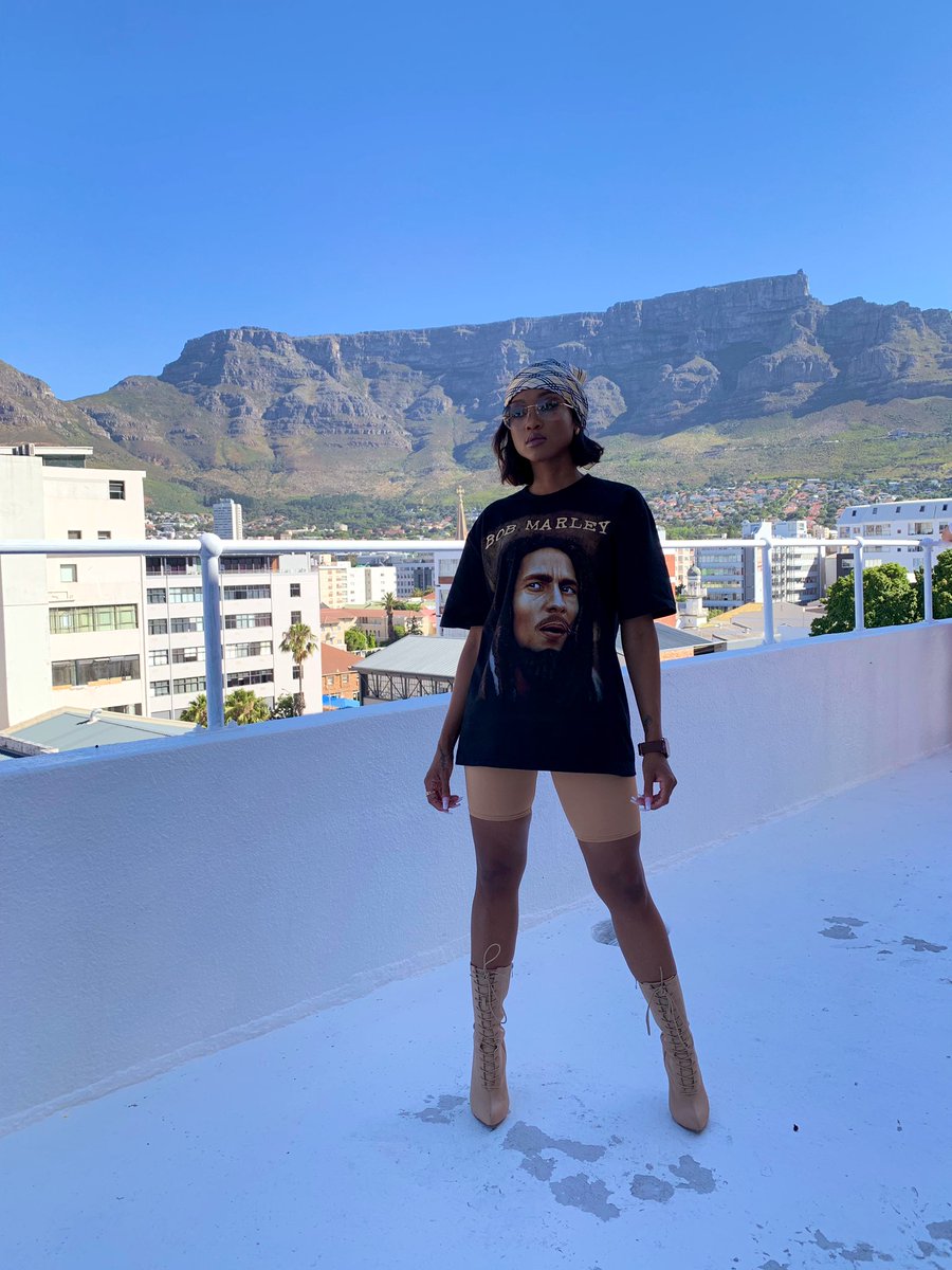 nomoozlie's tweet photo. #SxMEdition👢 available NOW at selected YDE stores nationwide🚀 https://t.co/9ofz16Hd0t