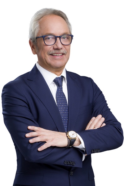 lighting_pl's tweet image. Ryszard Wtorkowski, Prezes LUG S.A. stojący na czele Grupy Kapitałowej LUG S.A. otrzymał tytuł Człowieka 30-lecia Wolnej Polski. 
#oświetlenie #oświetlenieled #led #lug
bit.ly/34R74Fm