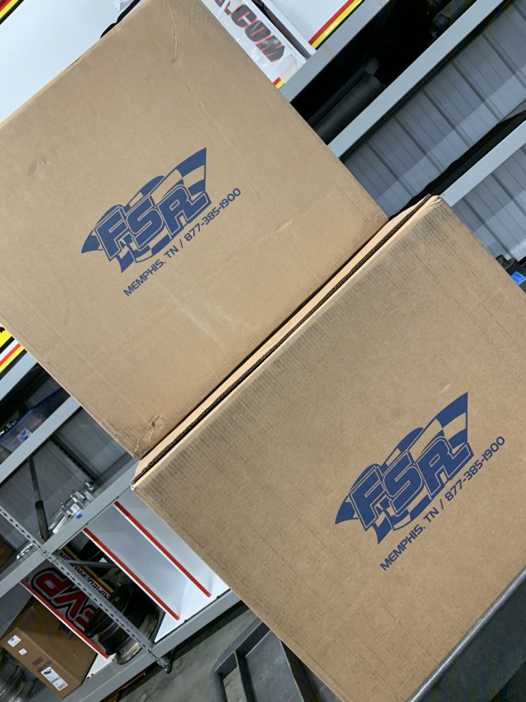 BrianBrown21's tweet photo. Love when 🎅 (fed ex) brings us @FSRProducts. FSR has been a great supporter of BBR for a long time. 

Thanks for keeping our Garrett Engines cool. https://t.co/To9VykR7uM