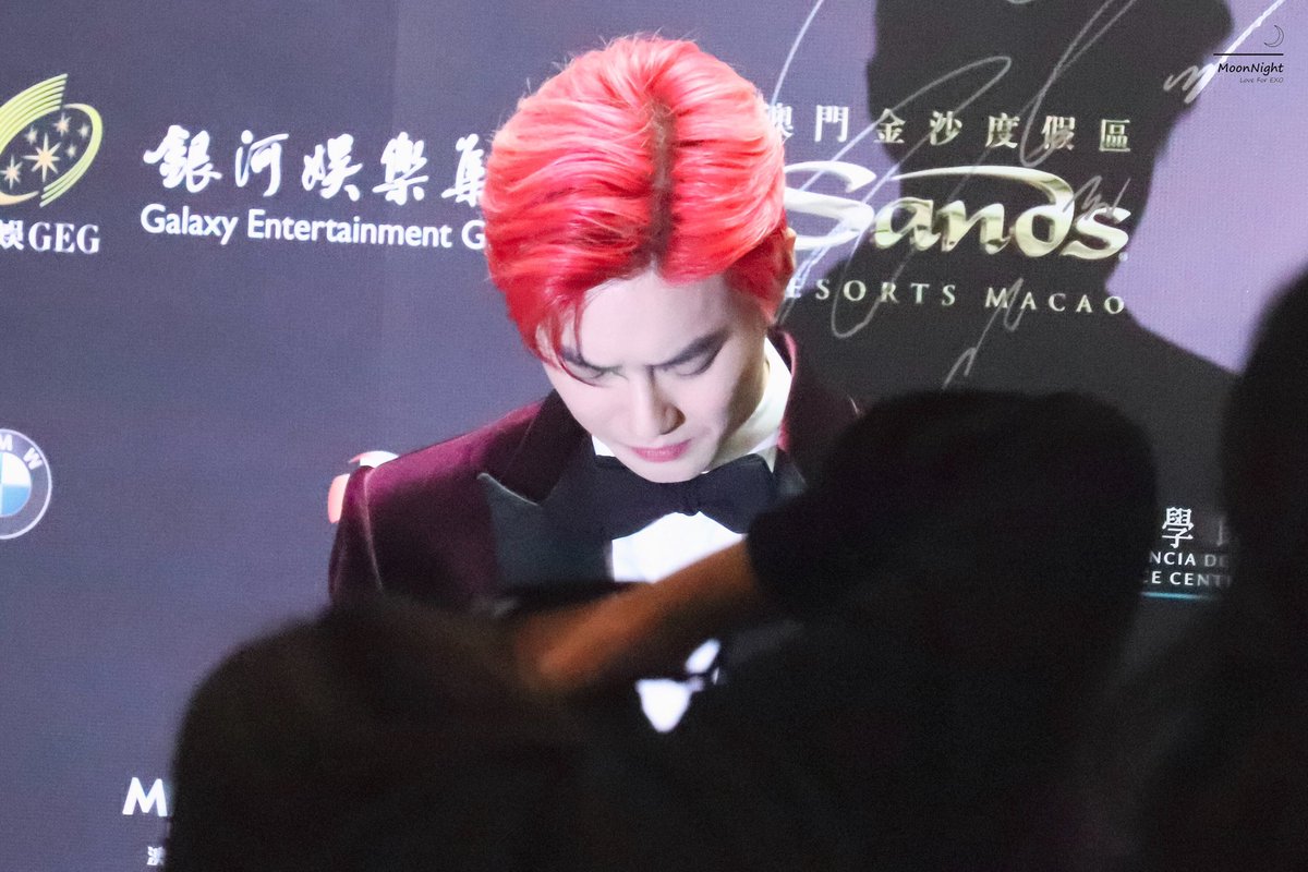 MoonNight_exo's tweet photo. 191205 SUHO 【HD】
International Film Festival &amp; Awards • Macao

#EXO #엑소 #EXOL #엑소엘 #SUHO #JUNMYEON #수호 #준면 https://t.co/Banl9yTMyo