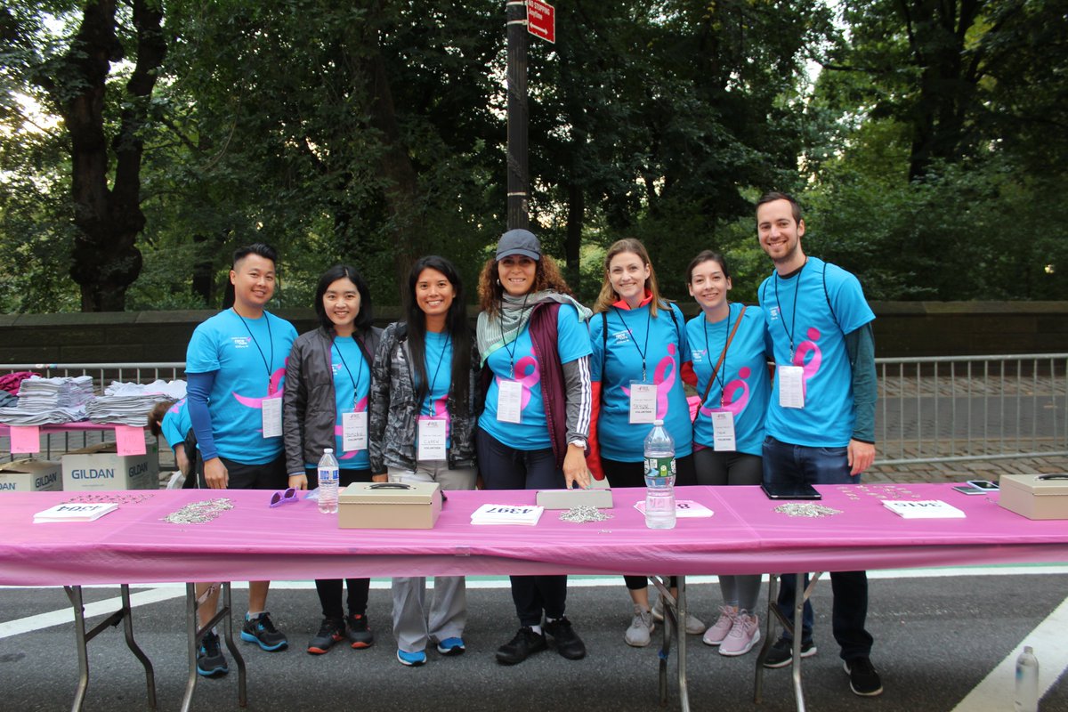 KomenGreaterNYC's tweet photo. Huge shout-out to our #KomenCommunity volunteers on #InternationalVolunteerDay! Thanks for dedicating your time and energy to helping us #CreateMoreSurvivors! Today and everyday we appreciate you! https://t.co/KG348rS81w