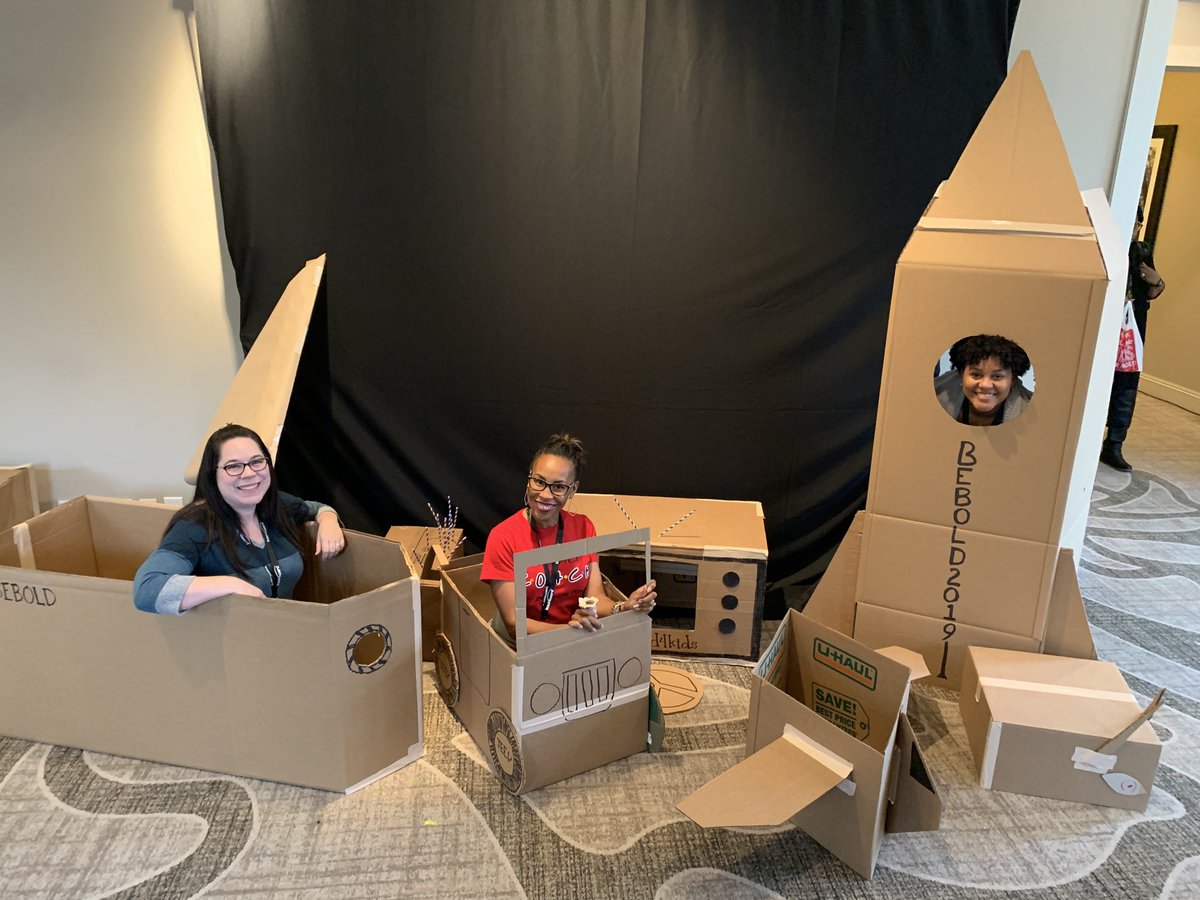 Thinking inside the box. Be bold!!!@lead4ward ⁦⁦<a href="/JeterElem/">Don Jeter Elementary</a>⁩ ⁦<a href="/AlvinISD/">Alvin ISD</a>⁩ #think2019 #bebold4kids