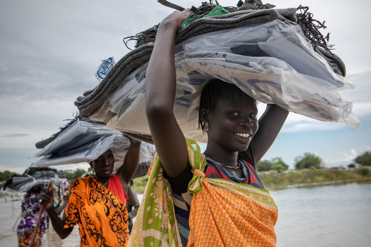 ➡️908K ppl affected by floods
➡️704K ppl reached with food assistance
➡️9K households reached with Emergency Flood Rapid Response Kits
➡️23K households assessed to be in need of assistance
Read more about the #SouthSudan floods update #4 here: bit.ly/2Yi75j8