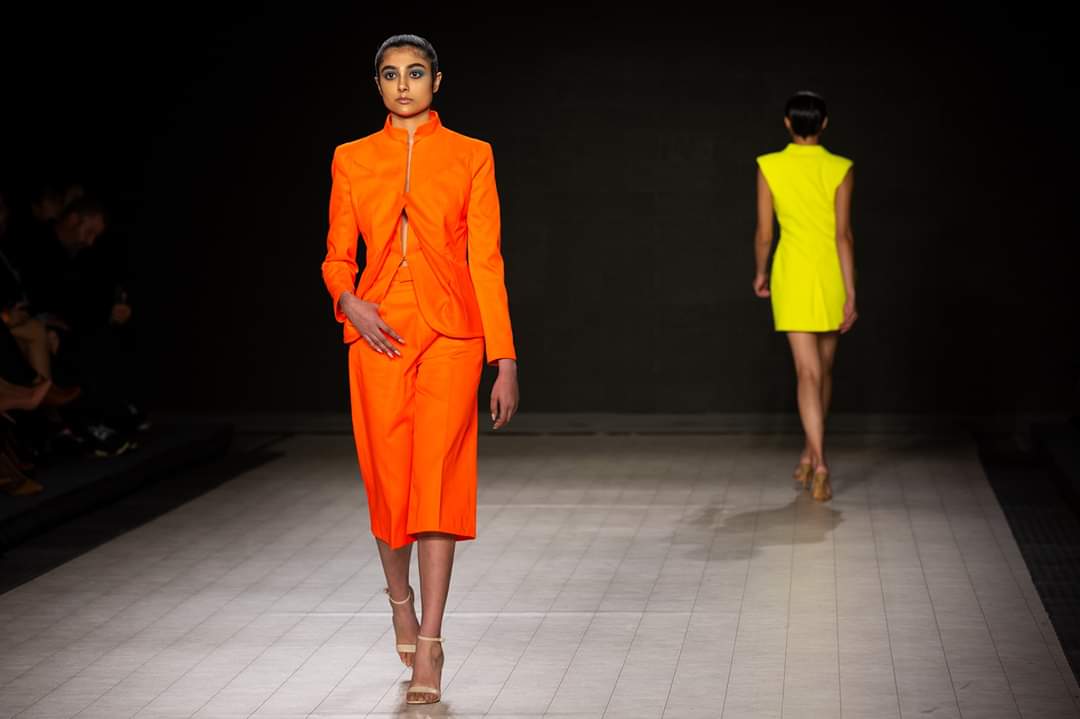 anqa_official's tweet photo. S/S 20' Collection
By @anqa_official
#fashiontrend #madeinFrance #couture #trend #Vancouver #Canada #mode #fashionweek #spring20' #summer20' #woman #runway https://t.co/BMNBjiNS0q