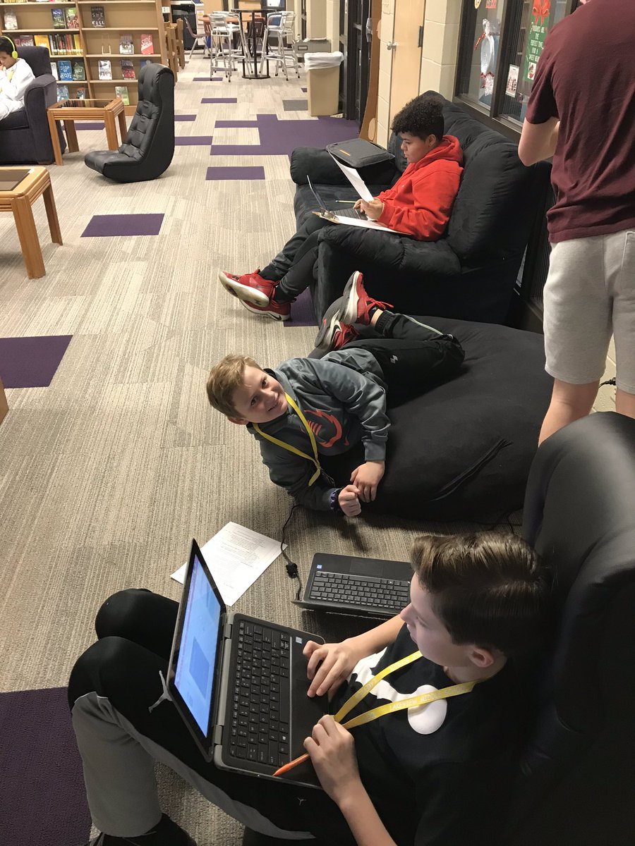 RoesAdventures's tweet photo. #culture ABC books for our end of unit project. @lmslynx @CultureGrams #phlearns https://t.co/23gLweFZJ2