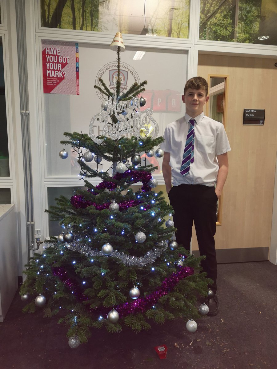KDiveney's tweet photo. Christmas has arrived in The Link for Learning today. Well done Charlie. The tree looks amazing and thanks to Joe, Oscar and Solomon for your efforts on the nativity. https://t.co/AbZV55JSB1