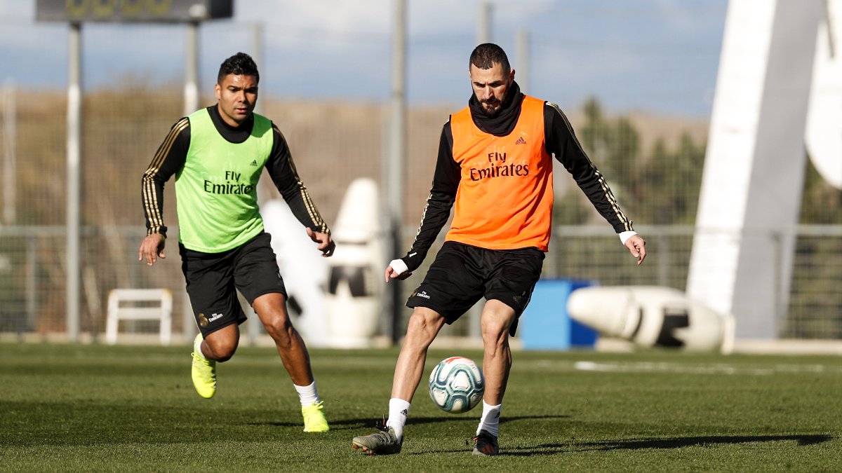 realmadridarab's tweet photo. 💪🔄 نواصل التحضيرات للمباراة في لاليغا ضد @RCDEspanyol....
#هلا_مدريد | #RMCity https://t.co/GKOHa6xsos