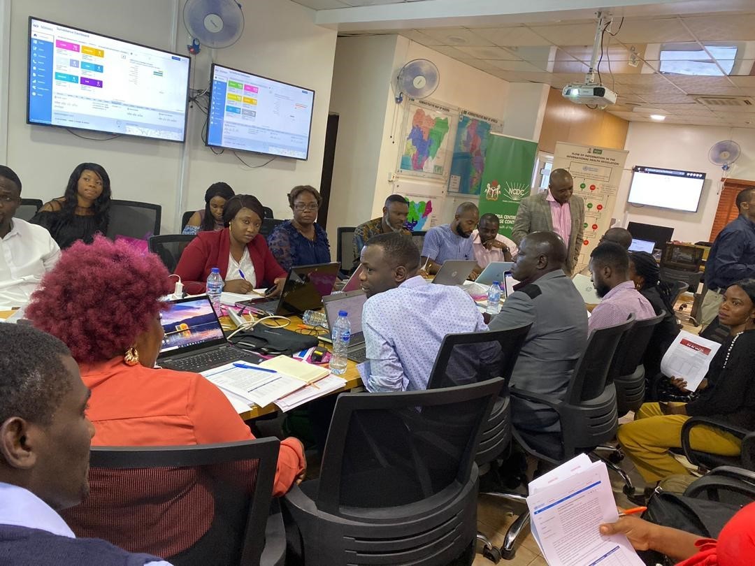 WHOAFRO's tweet photo. Today, 17 African countries participate in emergency outbreak simulation with support from #WHOAFRO
@AfricaCDC, @CDCgov &amp; @OoasWaho. Member states test readiness of their Public Health Emergency Outbreak Centre &amp; communications with others across the continent. https://t.co/9VHX7n7mIo