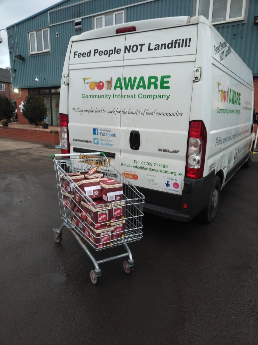 FoodAWARE's tweet photo. Just about ready for the #CountdownToChristmas event 4-7pm &amp; official light switch-on at 4.30pm! 

Huge thanks to @ReReadUK for support with FREE books to go with our FREE chocolate for Santa's Grotto!
@LordGibbons @DoncasterDamian @MyDoncaster @Southarea2 @WBDoncaster @MayorRos https://t.co/62GrpmSmwD