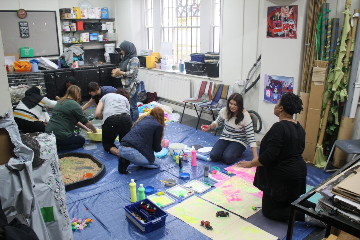 HalfMoonTheatre's tweet image. Wow! What a fab Messy Play CPD today! Thanks again to the brilliant staff from @ccschoolspitalf @ArnhemWharf Blue Gate Fields Infants, St Paul's, Whitechapel, &amp;amp; Seven Mills! #WeHadFun #MessyPlay with the fantastic @LizAtkin  Generously funded by @THAMES_Music