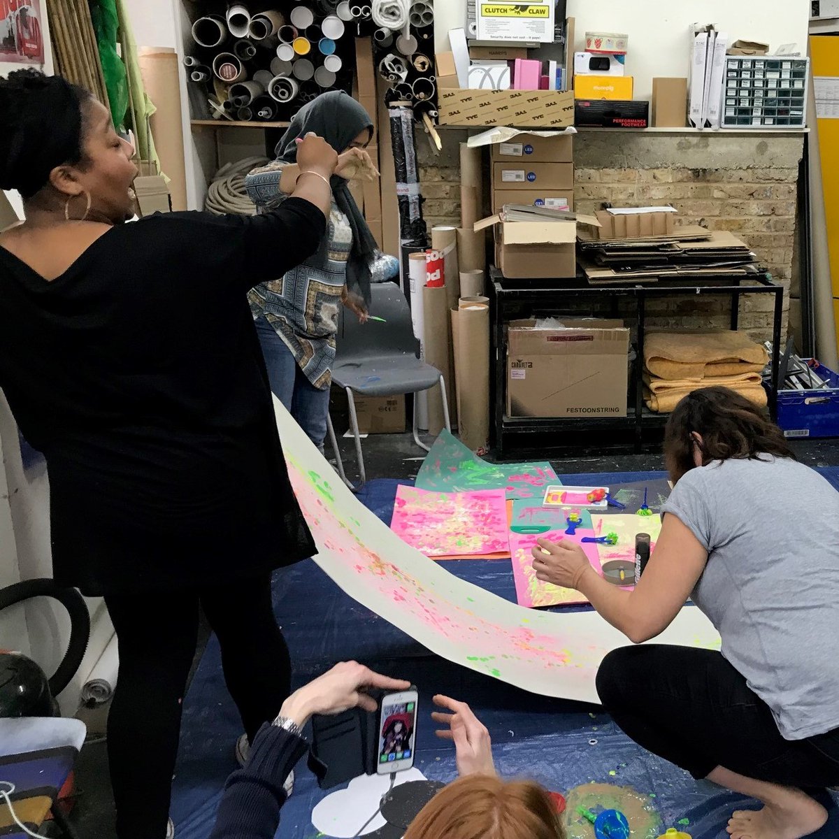 HalfMoonTheatre's tweet image. Wow! What a fab Messy Play CPD today! Thanks again to the brilliant staff from @ccschoolspitalf @ArnhemWharf Blue Gate Fields Infants, St Paul's, Whitechapel, &amp;amp; Seven Mills! #WeHadFun #MessyPlay with the fantastic @LizAtkin  Generously funded by @THAMES_Music