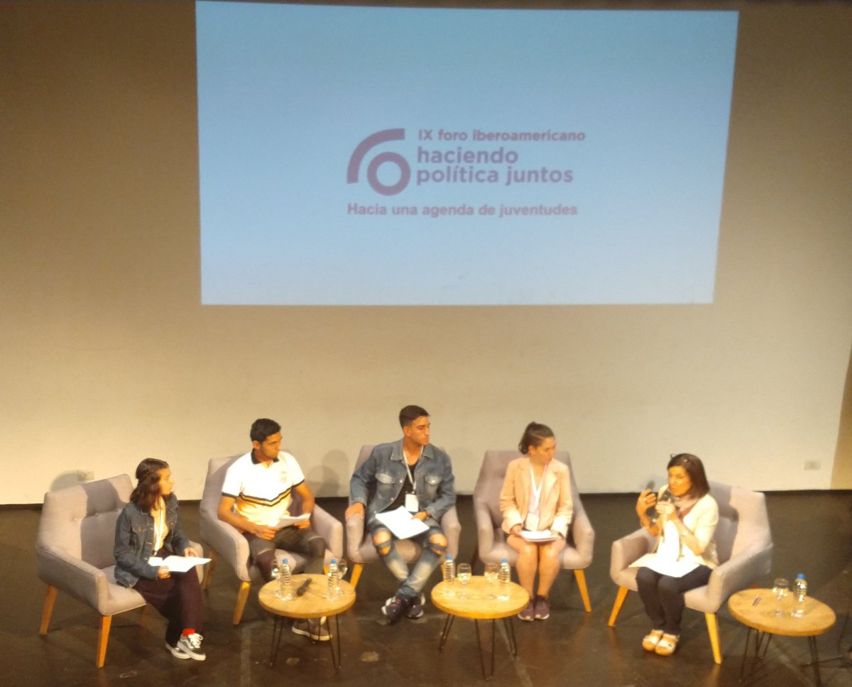 ProyectoNoemi's tweet photo. "La práctica nos ayuda a tener una experiencia real de lo que es el ambiente de trabajo y desarrollar habilidades y responsabilidades que nos van a servir para cuando terminemos la escuela" dice los jóvenes de #ProyectoNoemi 
#AgendaDeJuventudes #20AniversarioSES https://t.co/APAGsKaEgX
