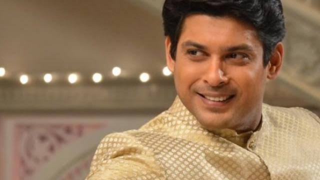 sidharth_unity's tweet image. #IAmWithSidShukla
#KeepGoingSidharthShukla
@sidharth_shukla

Sidharth to All groups : 
Khiladi ko khelna mat sikhao 

My supporters with me 
1,2,3,4 Bhaad m jao .

Keep Supporting 

Hit the RT and Like