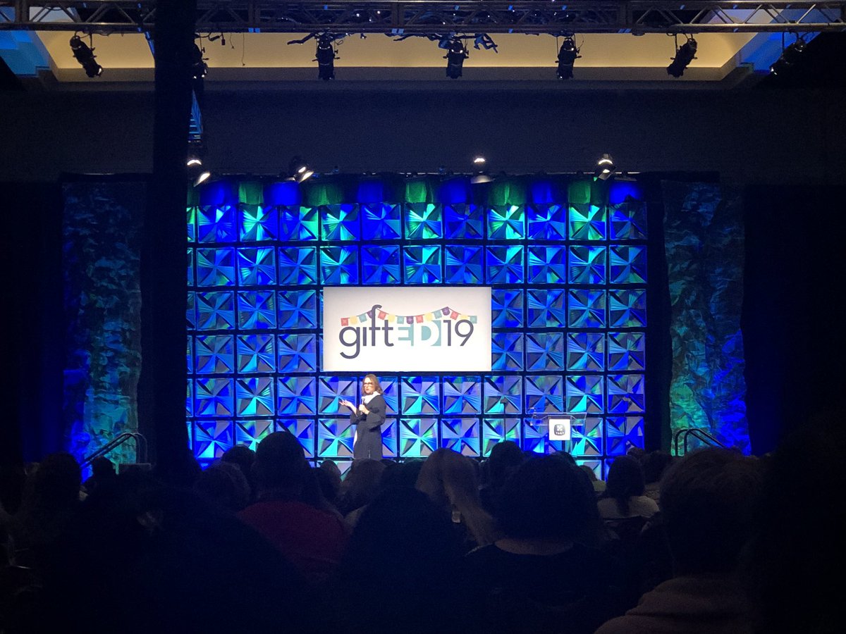 #processoverproduct praise makes the difference and lays the foundation for growth mindset in our kiddos! #giftED19 <a href="/CyFairGT/">Cy-Fair GT</a>