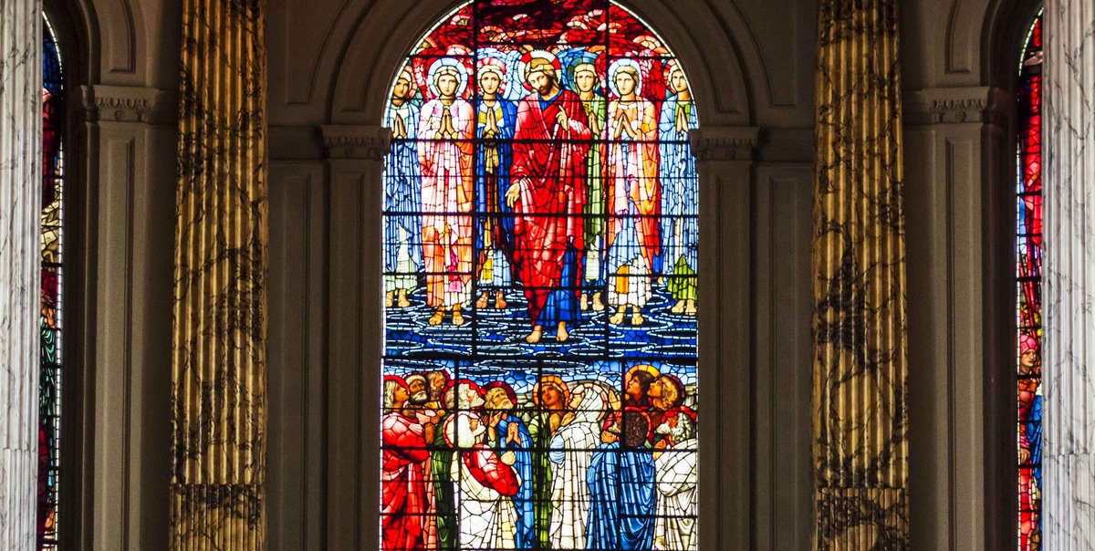 cofebirmingham's tweet photo. This Saturday the 21st @bhamcathedral will transform into a festive dining room for the annual Let's Feed Brum Christmas dinner. Brum's homeless community will enjoy an afternoon of food, soft drinks, music & gifts. https://t.co/f2Ln7FAjtF #ChristmasDinner #LetsFeedBrum https://t.co/vpFWVSh4am