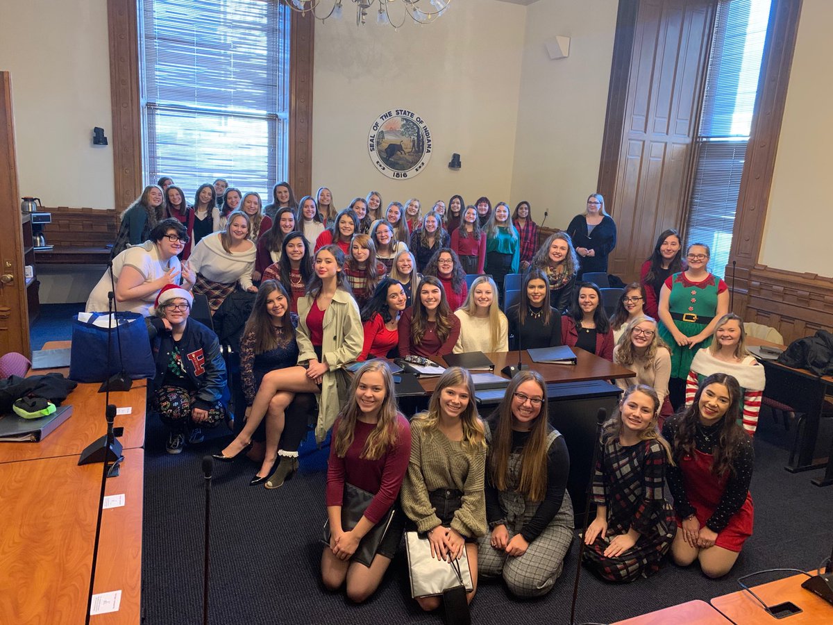 PHSChoirs's tweet photo. Les Chanteuses waiting to perform for the First Lady’s State Christmas Tree Trimming ceremony! https://t.co/PtbKv40o3O