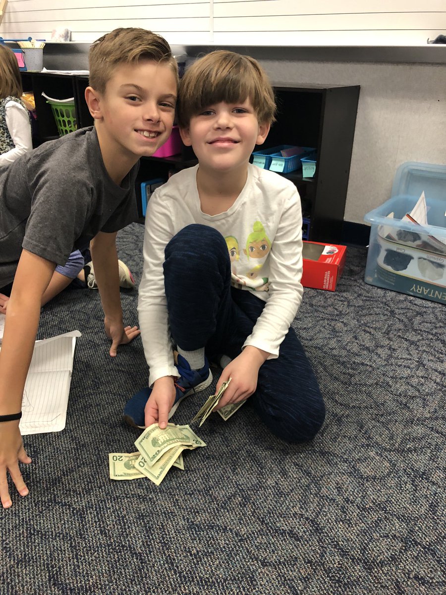 Mrs_SJones3's tweet image. We did it!  We earned $584 and our goal was $500.  We will be able to provide one prosthesis for an amputee in Sierra Leone. 🤗❤️🌍 #FESTigers @FESTigersHSE #worldchangers #lovefirstteachsecond @HSESchools