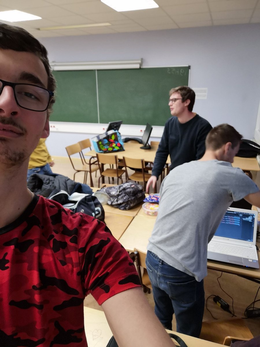 tbauduin59's tweet photo. C'est parti pour la nuit de info #nuitinfo https://t.co/O7JsO9ZEIV