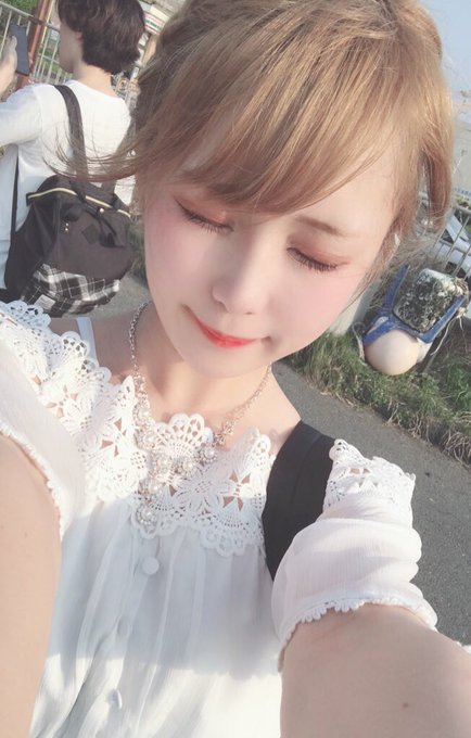 コスプレイヤーmonaのTwitter画像3