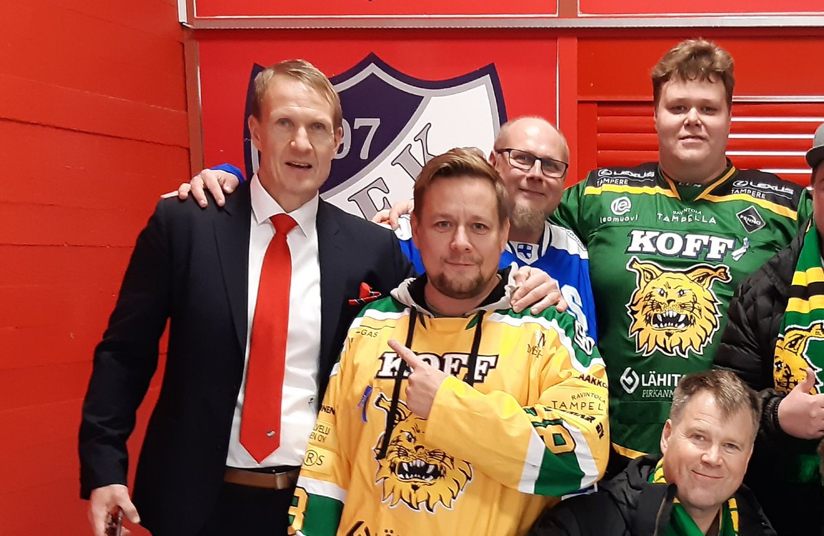 SaariJarno's tweet photo. Toinen kerta samalla viikolla #tsadi'ssa. Taitaa olla mun #ennätys
Stadi vs. Manse 💪 https://t.co/blvFGfDl82