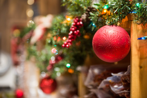 The Christmas Market starts TOMORROW! Be ready to shop amazing vendors with great handmade items and amazing food!
Open Friday, Saturday and Sundays in December from 9:30-5:30 
Free parking and entry!
#granaryroad #yycevents #shopyyc