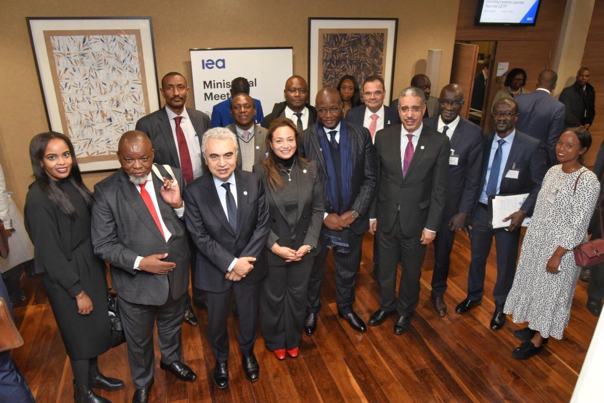 Our Africa event ahead of <a href="/IEA/">International Energy Agency</a> Ministerial helped further advance IEA engagement with the continent, which will be key for global energy trends. Thank you to AU Commissioner <a href="/HEDrAbouZeid/">Amani Abou-Zeid</a> &amp; 🇮🇹 State Minister @Ale_ToddeM5S for chairing the event.
Read more: iea.li/2rXwvqp