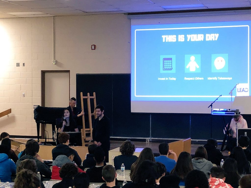_mbumanlag's tweet photo. Opening ceremonies with my co-host @JordanJWilbur was a success- Thanks so much @LEADUWindsor for having us for #UWinPOP2019! 🎙️✨ #teachandlead

@uwindsored @UWindsor @gecdsbpro @WECDSB https://t.co/RCQTBsErvI
