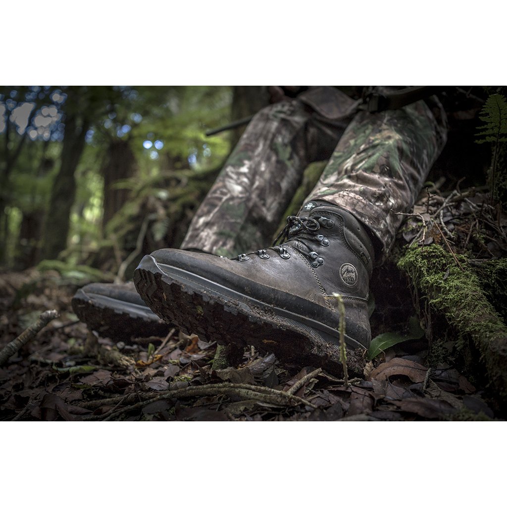 WildGalway's tweet photo. Get introduced to the #Lowa family!
Footwear is one of the most important things to get right when #walking or #hiking | #Treatyourfeet with @lowa_uk  https://t.co/C20yfbUSN1 
#LoveLowa #HikeThursdays #HikeGalway #HikeIreland #GetWild #CalloftheWildGalway #YourOutdoorStore https://t.co/X3NozcQqCo