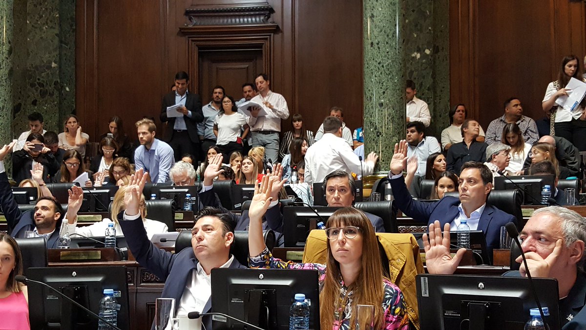 Último #JuevesDeSesión del año en <a href="/LegisCABA/">Legislatura CABA</a>