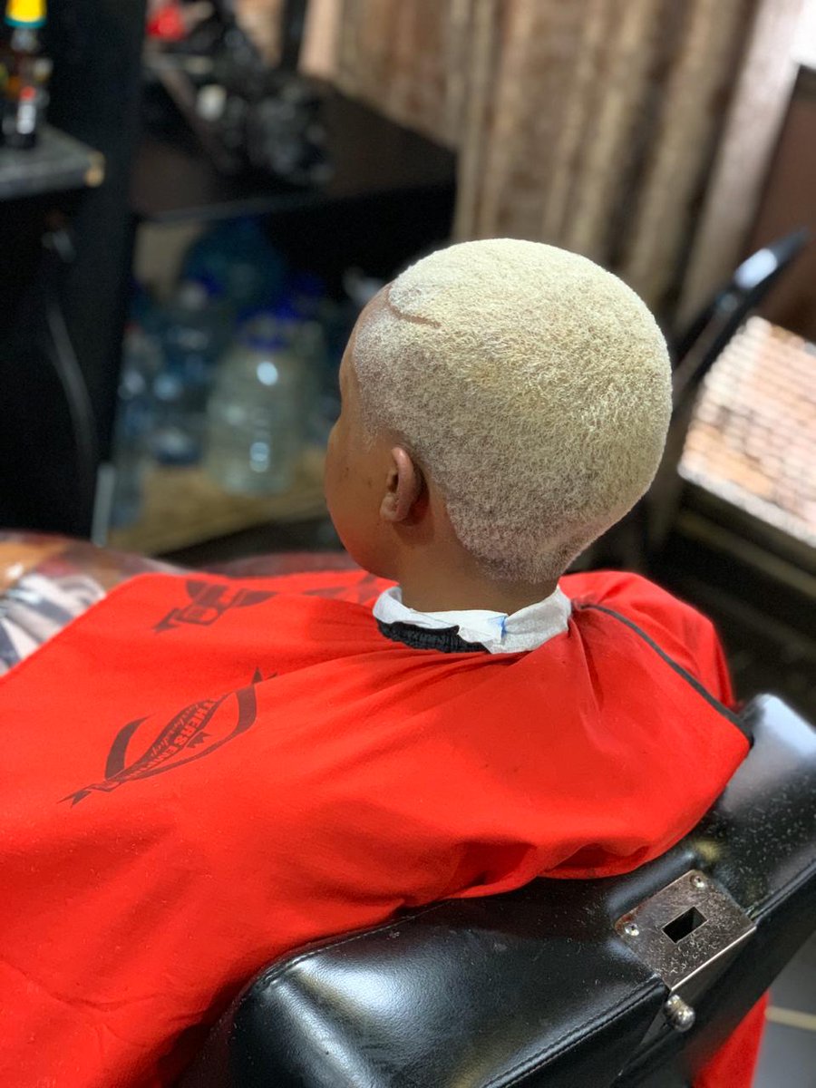 Today I practiced non-attachment..told myself I wanna be more BRAVE and I snapped ❤❤🙂🙂