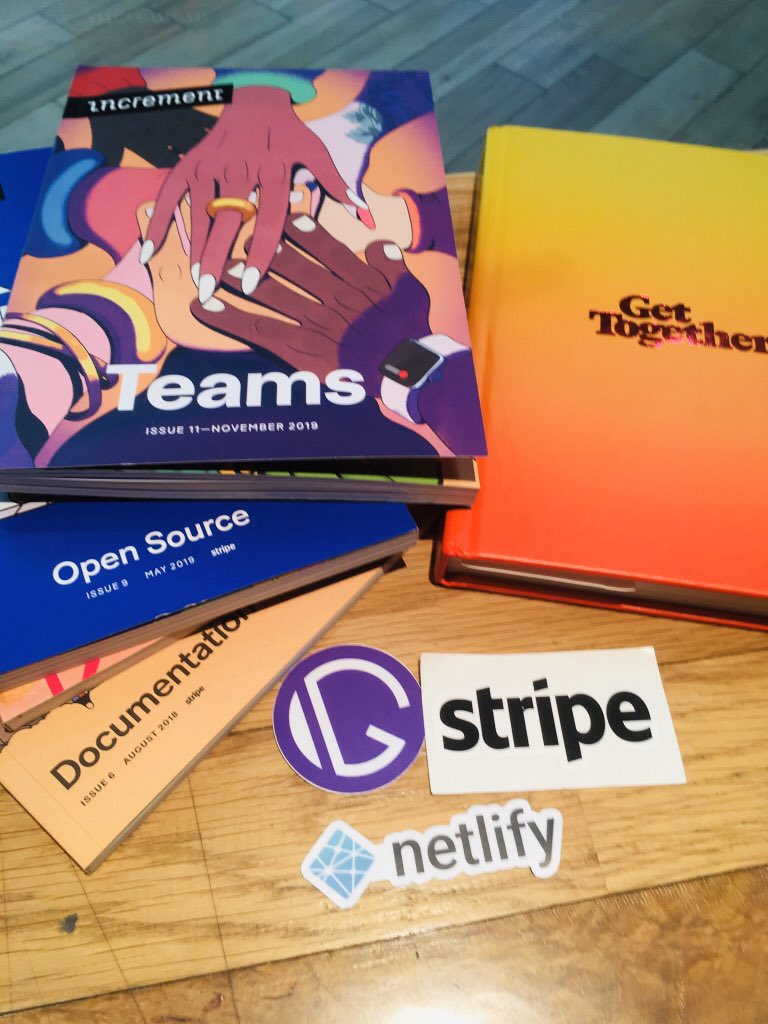 Books & Swags 😻🥳😎🤩