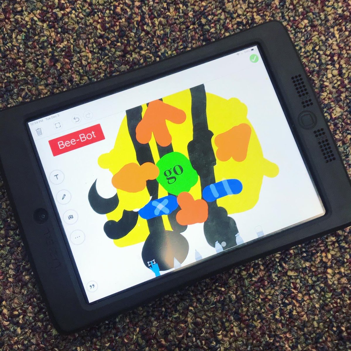 caridenny123's tweet image. We learned all about Bee-Bot and explored the features! We drew, labeled & explained how we can code Bee-Bot to follow simple commands to our families on @Seesaw! We are ready for #hourofcode next week🤖🐝 #PUSDinnovate #CodinginKinder @BuhrCHES @PowayUnified