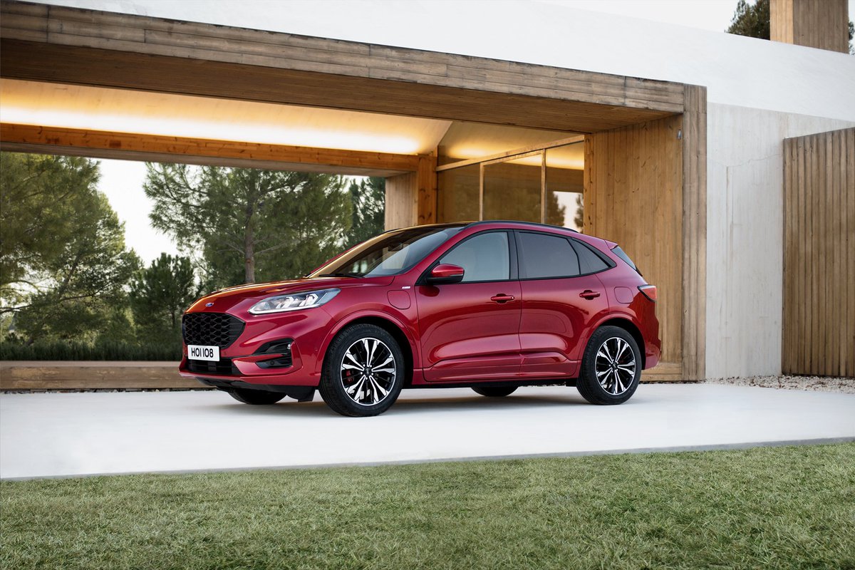 FordAutomocion's tweet photo. 💥¡Atención!

Nuestro nuevo #FordKuga obtiene la máxima calificación de seguridad y frenado en las pruebas de Euro NCAP.🏅 

Ya sabes no te pierdas la información y el vídeo 🎥 aquí👉: https://t.co/yXMCtFoC9P
#Ford #FordAutomociónAcosta #GoFurther #Kuga https://t.co/nuFdTD6yXv