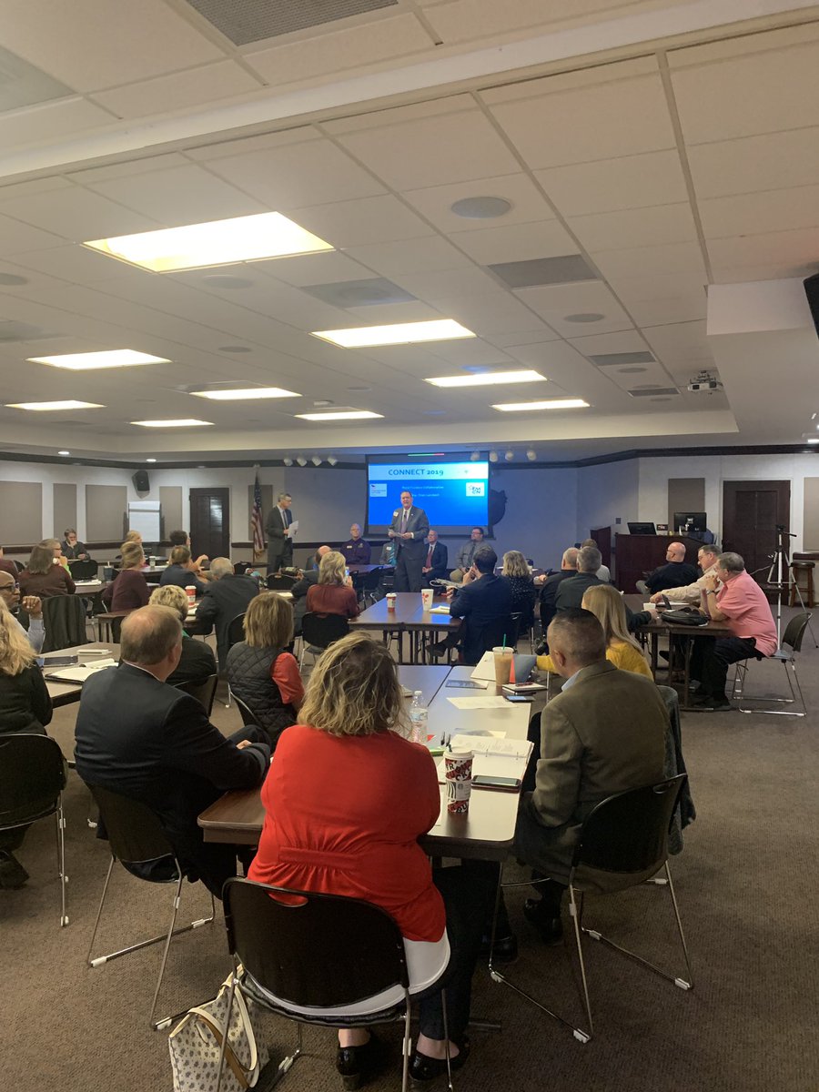 RepStanLambert's tweet photo. Excited that #Connect2019 is underway! #Rural #broadband expansion, #neighbors sharing solutions and #cooperation! #HD71 @tstcwesttexas @HSUTX @tmcn10 @DrewDarbyTX https://t.co/lXdaHvp1jn