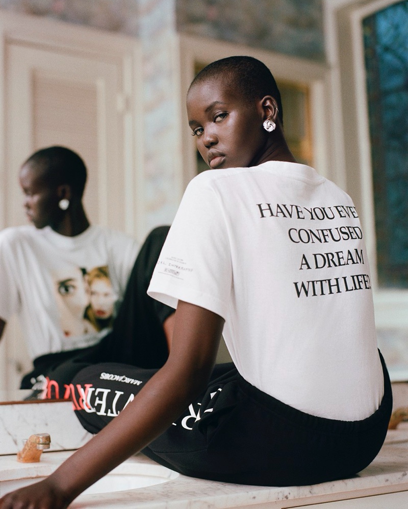 chicandblue's tweet photo. #Mode La nouvelle campagne, @marcjacobs X Girls. #Fashion Marc Jacobs x Girl, Interrupted #campaign. https://t.co/9oSirovOwS
