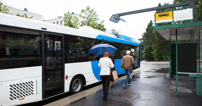 chernandezcore's tweet image. #WirelessWednesday Long Beach, California’s electric buses  can charge along their routes without cords or wires which helps the earth and the people get to where they are going 
#ElectricVehicles #WirelessCharge
🔽🔽
bit.ly/2Ykb9zq