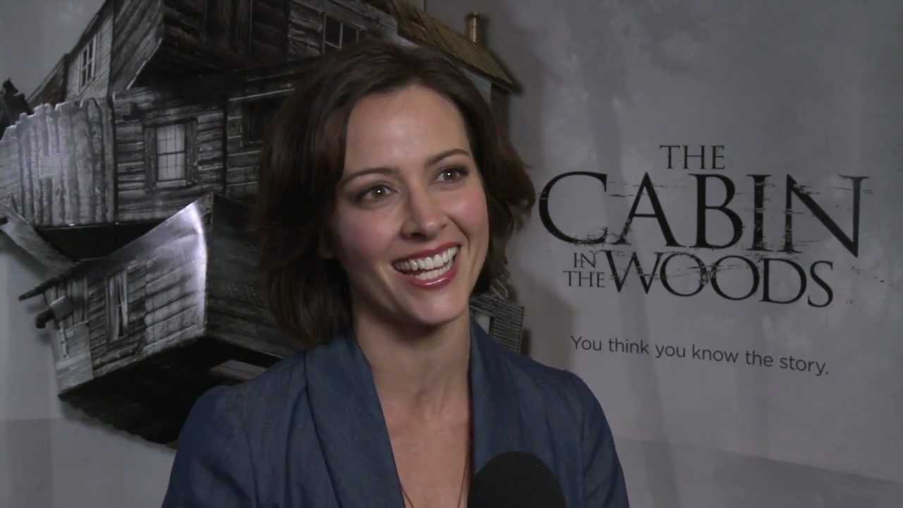 Happy 43rd birthday to Amy Acker, star of CABIN IN THE WOODS, ANGEL, THE DOLLHOUSE, and more! 