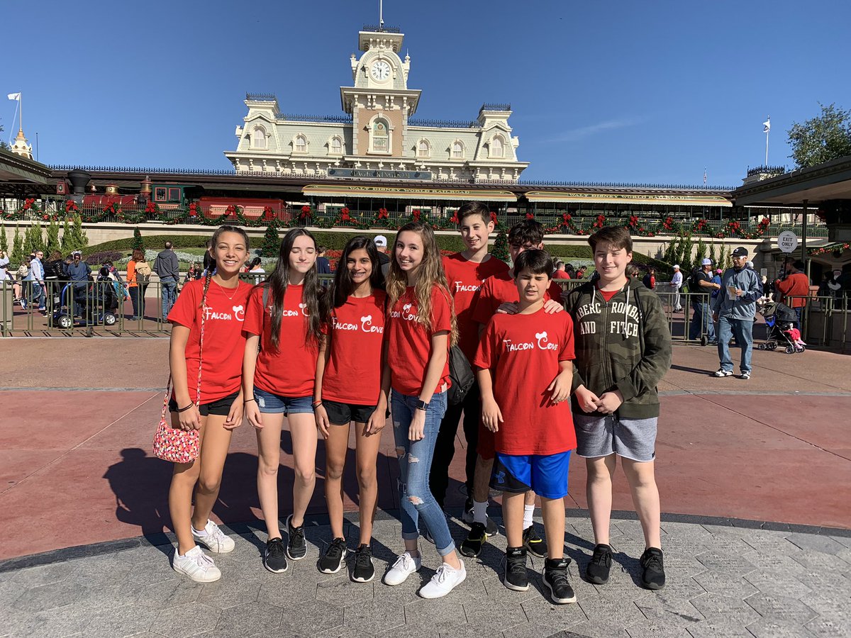 learnwlachance's tweet photo. #8Graders #DisneyYes @FalconCovePTA https://t.co/W49Bp4LDa2