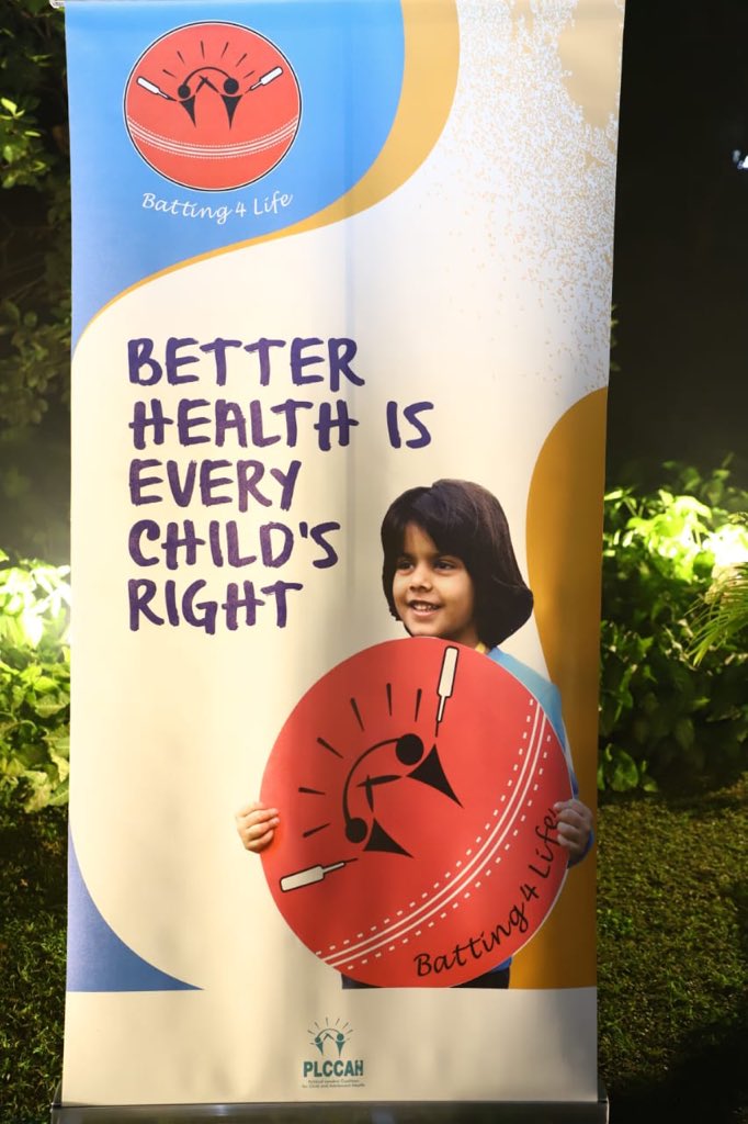 drharshvardhan's tweet photo. Was a pleasure to attend the reception of ‘Champions of Child Health', along with Sh @GaviSeth ,CEO of @Gavi in Delhi. MPs Ms Rita Joshi Ji &amp; Mr Bhubaneswar Kalita ji were also present. Discussed priority health issues concerning women, children &amp; adolescents.
@PMOIndia
@plccah https://t.co/P6HgA5dcgY