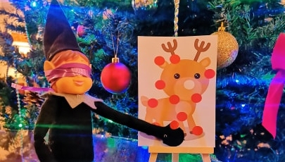 Elf is having a festive game of 'Pin the Nose on Rudolf' 😍 
What is your favourite 'must play' game at Christmas?

#naughtyelf #elf #christmas #elfontheshelf