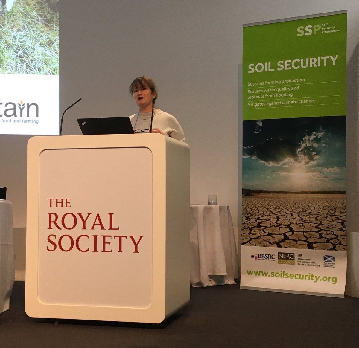 Soil Security Team (@soil_security) on Twitter photo Next up is <a href="/vickihird/">Vicki Hird MSc FRES ๐๐ฆ ๐๐๐</a> from Sustain, giving reflection on the day from a policy point of view Next up is <a href="/vickihird/">Vicki Hird MSc FRES ๐๐ฆ ๐๐๐</a> from Sustain, giving reflection on the day from a policy point of view