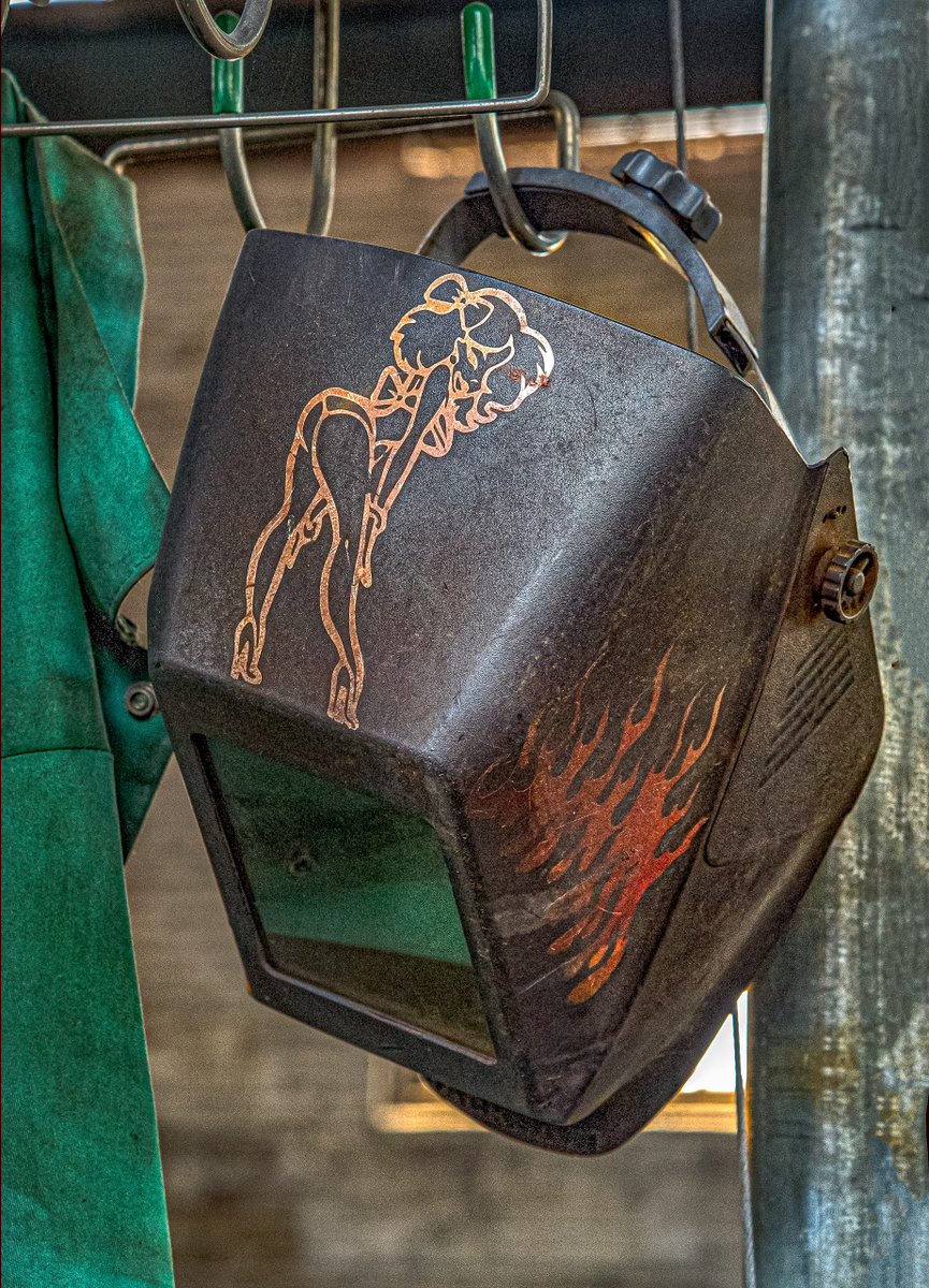 Welder's Helmet at Abandoned Bethlehem Steel Facility

#urbex #urbanexploration #abandonedbuildings #BethlehemSteel #welding #industrialdecay #cindyvaskophotography #abandonedplaces #abandonedphotography