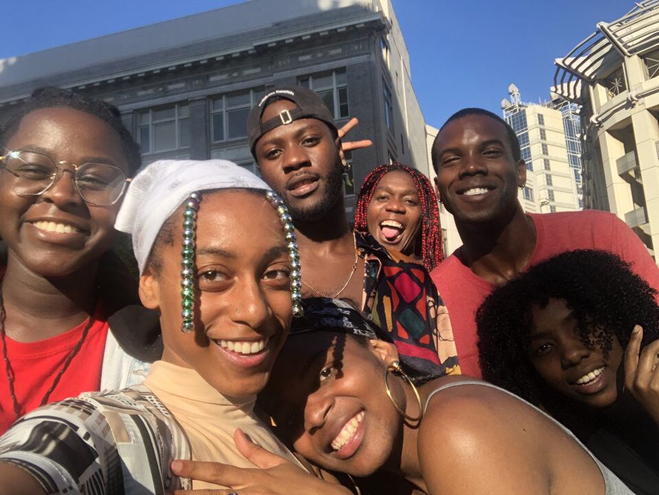 OfficialBLMP's tweet image. #ThrowbackThurday Y’ALL COULD NEVER! ✨
Or maybe you can?! 
If you are Black queer migrant interested in becoming a member email us at tribe@blmp.org 🌈✨ •
•
•
#BlackQueerMagic #TBT #BlackMigrantsMatter #unapologeticallyblack #lgbtq #BLMP #Queer #Immigrants