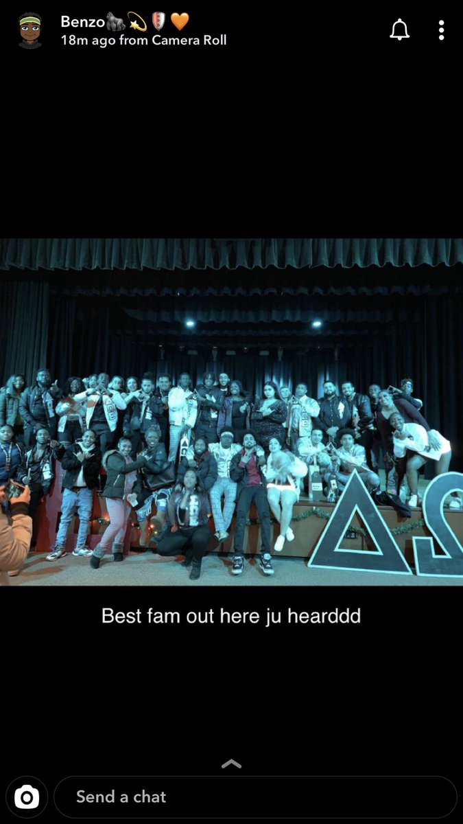 upcomingnicole's tweet photo. Family Delta Omega Epsilon 🐬 Χ Sigma Omega Epsilon 🕊!! Alpha XI & Alpha Sigma Line. 💕🍬♠️ #ACE #FALL19 #TwoStrong🤞🏻#BetaChapter https://t.co/5BtQZSkoHd